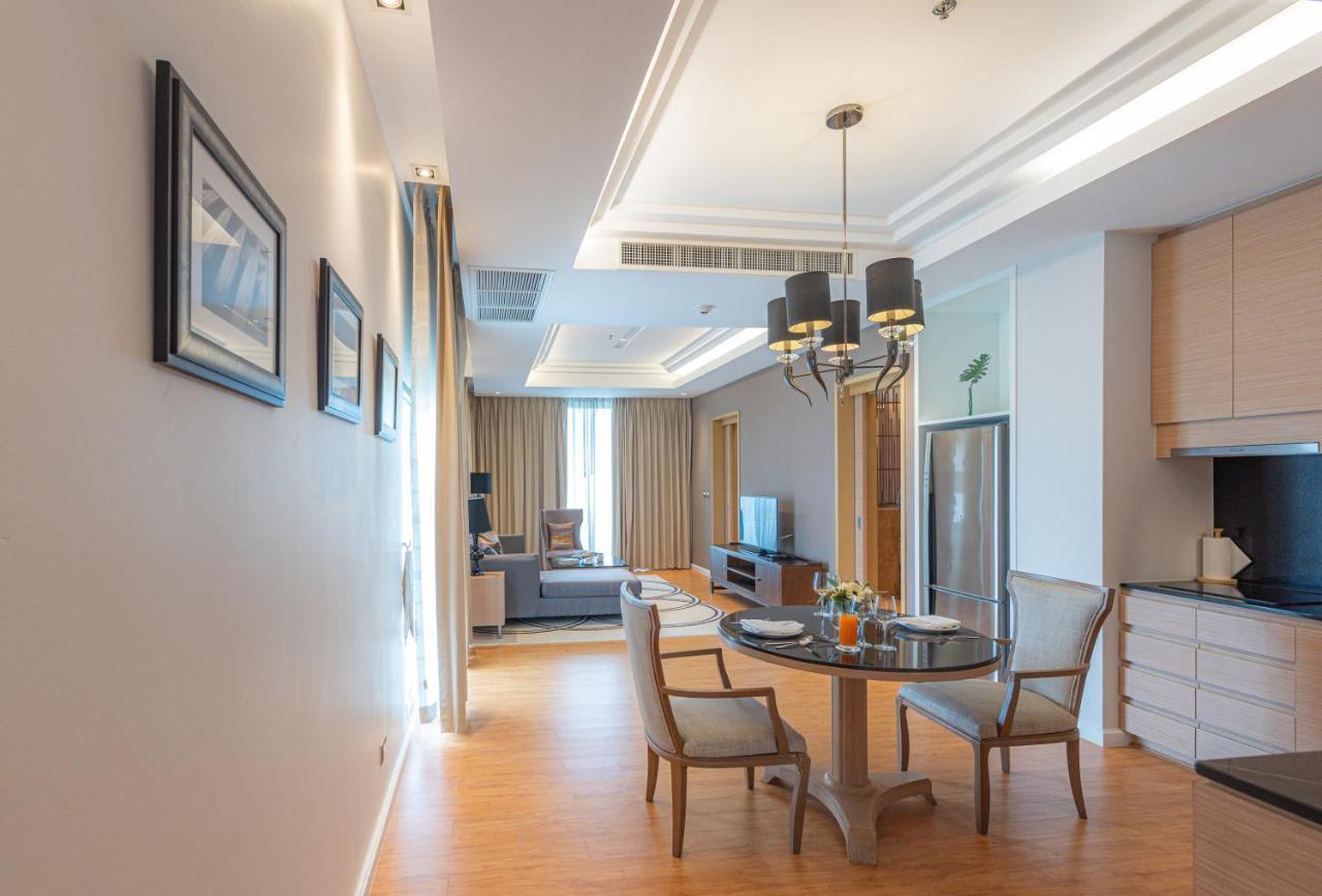 Summit Windmill Golf Suite Hotel At Suvarnabhumi Banguecoque Exterior foto A suite at the hotel