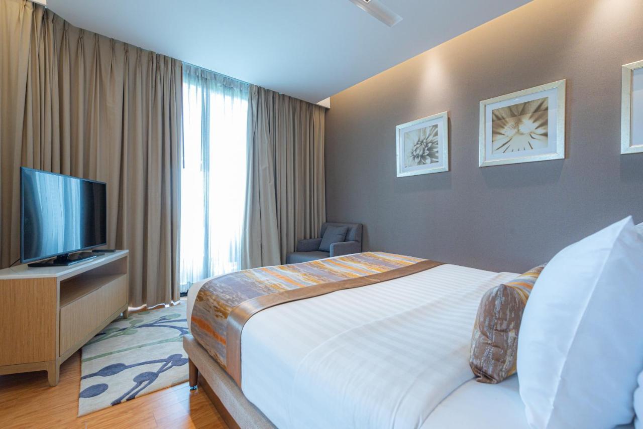 Summit Windmill Golf Suite Hotel At Suvarnabhumi Banguecoque Exterior foto Deluxe Room