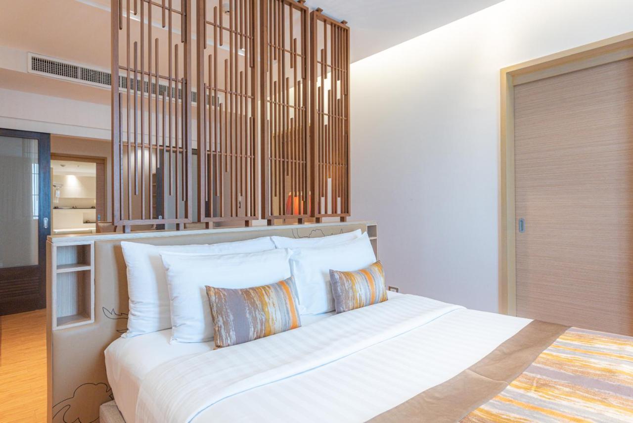 Summit Windmill Golf Suite Hotel At Suvarnabhumi Banguecoque Exterior foto A bedroom at the hotel